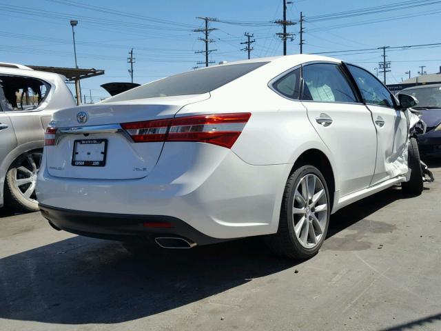 4T1BK1EB0FU160802 - 2015 TOYOTA AVALON XLE 白色 照片 4