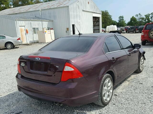 3FAHP0HA9BR290842 - 2011 FORD FUSION SE PURPLE photo 4