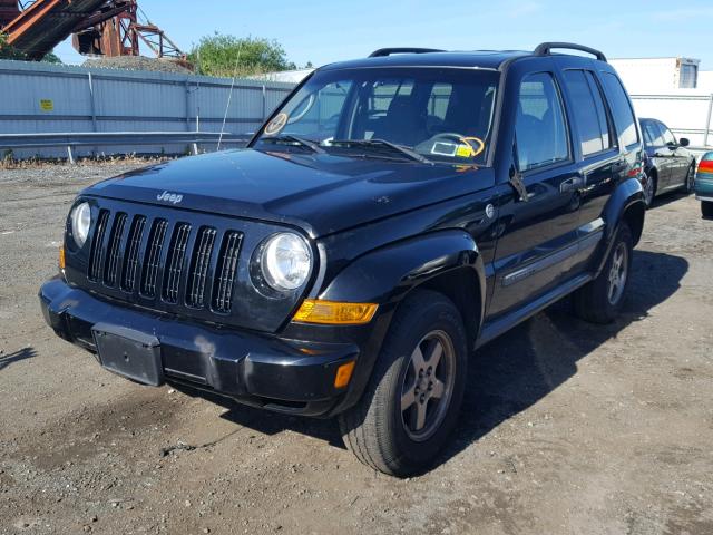 1J4GL38KX5W694692 - 2005 JEEP LIBERTY RE BLACK photo 2