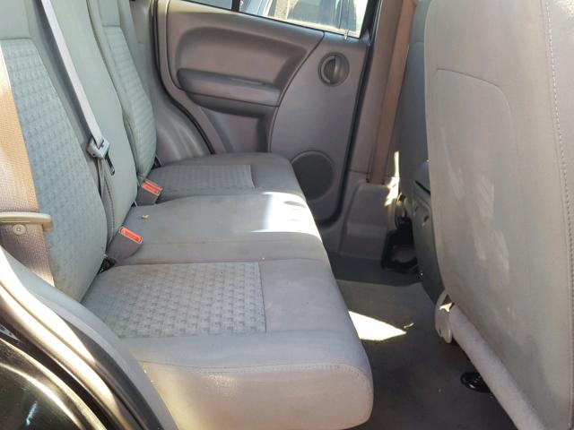 1J4GL38KX5W694692 - 2005 JEEP LIBERTY RE BLACK photo 6