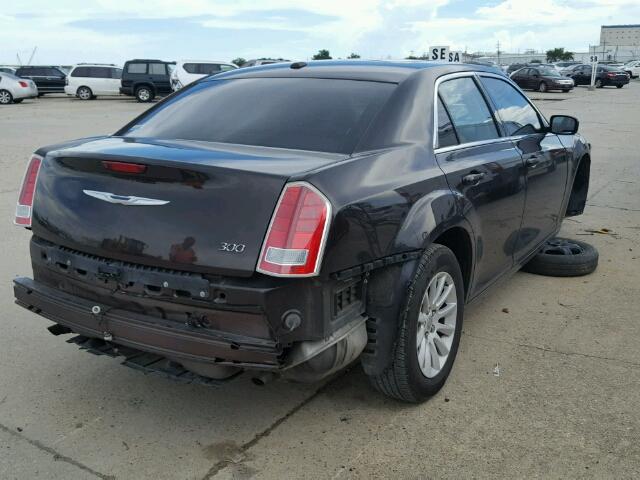 2C3CCAAG9DH565651 - 2013 CHRYSLER 300 BROWN photo 4