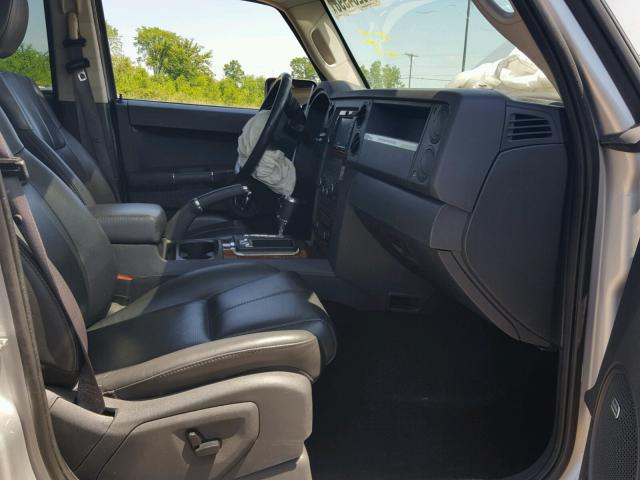 1J8HG58N78C188577 - 2008 JEEP COMMANDER ვერცხლისფერი ფოტო 5