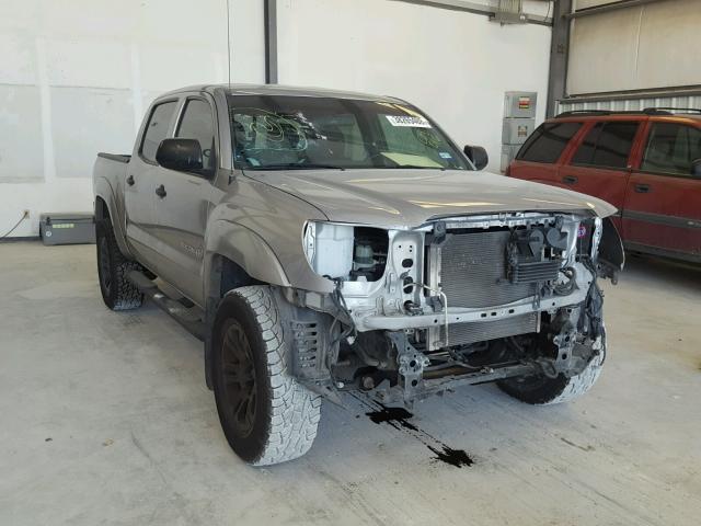 5TFJU4GN8FX090046 - 2015 TOYOTA TACOMA DOU SILVER photo 1