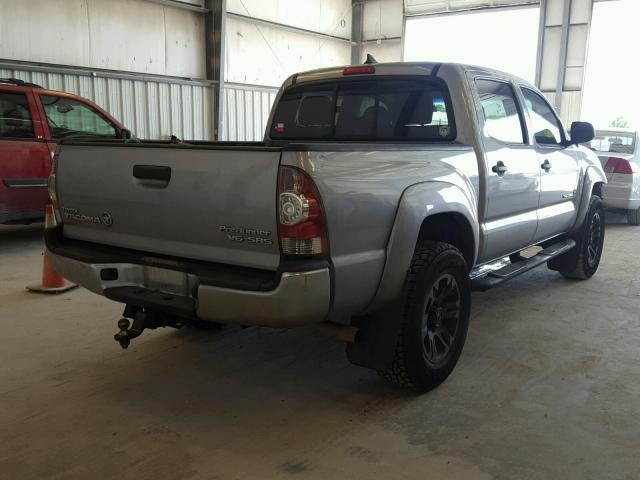 5TFJU4GN8FX090046 - 2015 TOYOTA TACOMA DOU SILVER photo 4
