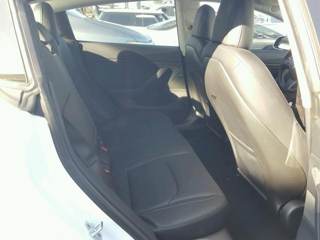 5YJ3E1EA0JF007541 - 2018 TESLA MODEL 3 თეთრი ფოტო 6