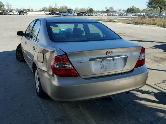 4T1BE32K32U004240 - 2002 TOYOTA CAMRY LE BEIGE photo 3