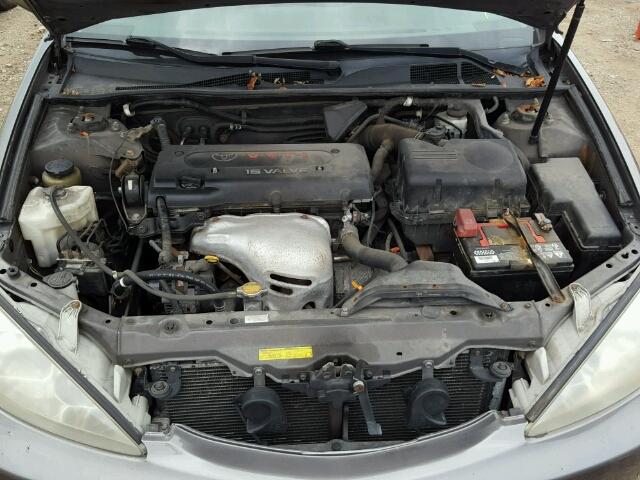 4T1BE32K64U878388 - 2004 TOYOTA CAMRY LE GRAY photo 7