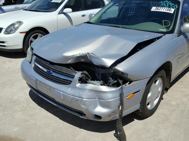 1G1NE52J6Y6237281 - 2000 CHEVROLET MALIBU LS 银色 照片 9