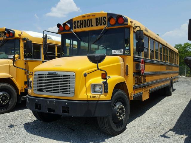 4UZAAXAK74CM12877 - 2004 FREIGHTLINER CHASSIS FS 黄色 照片 2