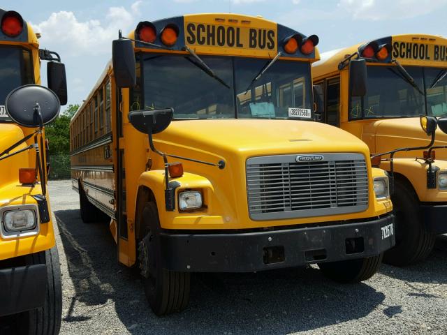 4UZAAXDG46CV69762 - 2006 FREIGHTLINER CHASSIS FS 黄色 照片 1