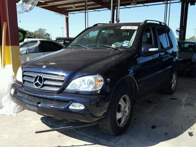 4JGAB57E73A414268 - 2003 MERCEDES-BENZ ML 350 BLUE photo 2