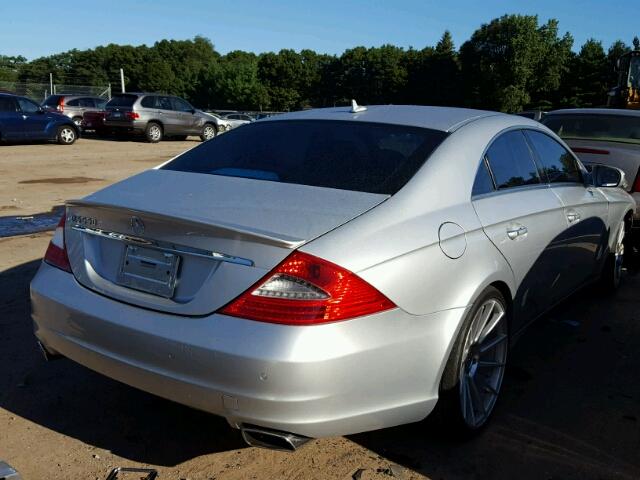 WDDDJ72X79A145437 - 2009 MERCEDES-BENZ CLS550 SILVER photo 4