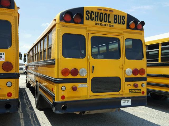 4UZAAXAK24CM08865 - 2004 FREIGHTLINER CHASSIS FS 黄色 照片 3