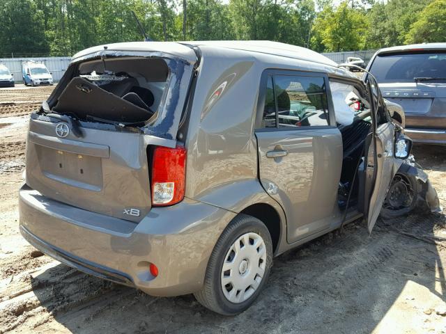 JTLZE4FE1FJ067636 - 2015 TOYOTA SCION XB Qəhvəyi foto 4