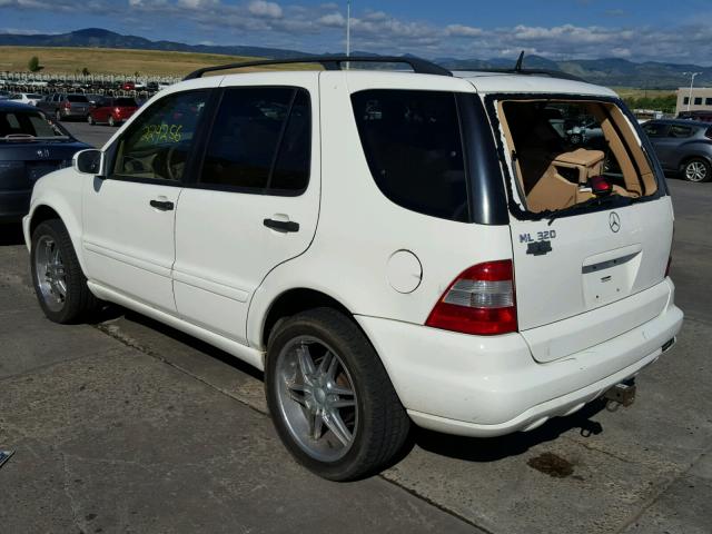 4JGAB54E62A312351 - 2002 MERCEDES-BENZ ML 320 WHITE photo 3