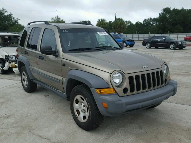 1J4GL48K15W589125 - 2005 JEEP LIBERTY SP GOLD photo 1