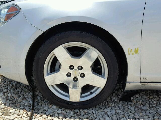 1G1ZH57B09F162895 - 2009 CHEVROLET MALIBU 1LT ვერცხლისფერი ფოტო 9