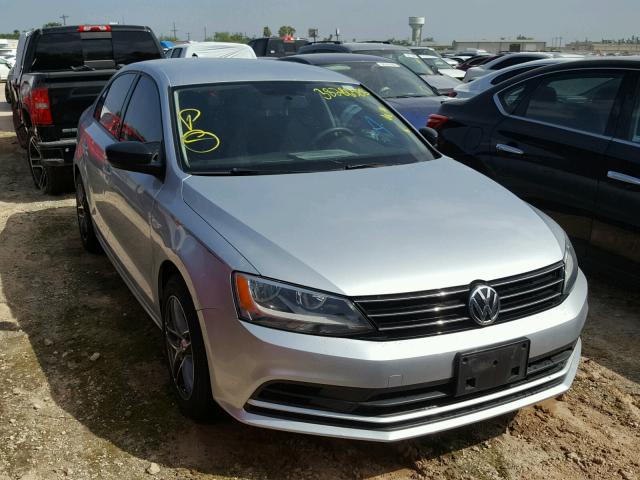 3VW2K7AJ6FM312118 - 2015 VOLKSWAGEN JETTA BASE 银色 照片 1