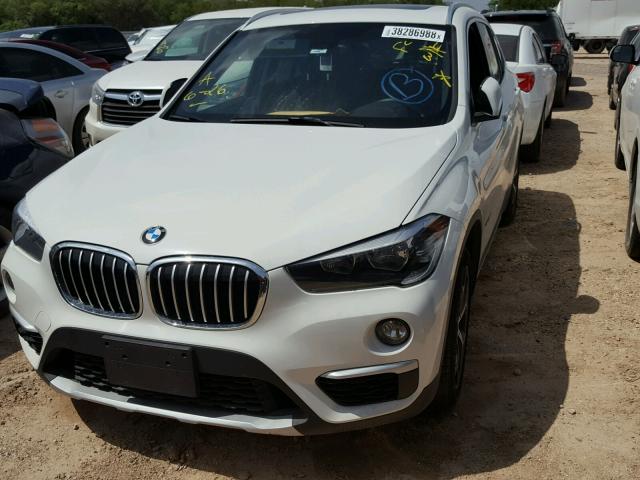 WBXHU7C3XJ5H39053 - 2018 BMW X1 SDRIVE2 WHITE photo 2