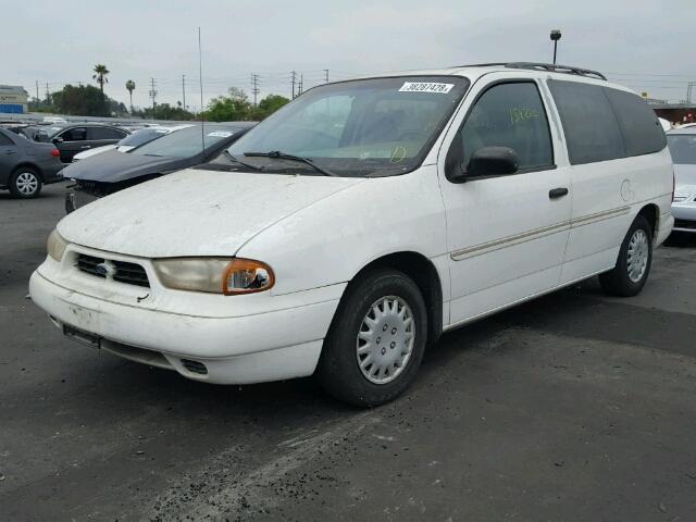 2FMDA5147WBB81310 - 1998 FORD WINDSTAR W WHITE photo 2