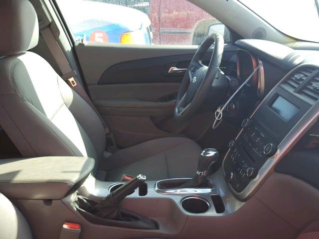 1G11A5SL7FF240313 - 2015 CHEVROLET MALIBU LS თეთრი ფოტო 5