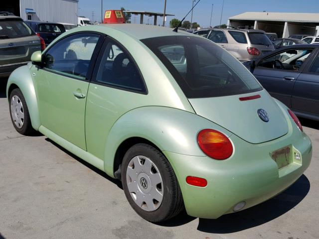 3VWBC21C9YM475611 - 2000 VOLKSWAGEN NEW BEETLE 绿色 照片 3