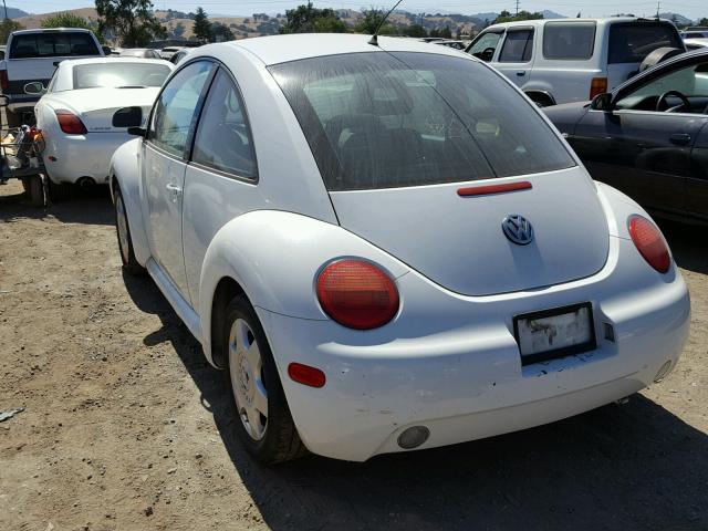 3VWCC21C0XM454603 - 1999 VOLKSWAGEN NEW BEETLE 白色 照片 3