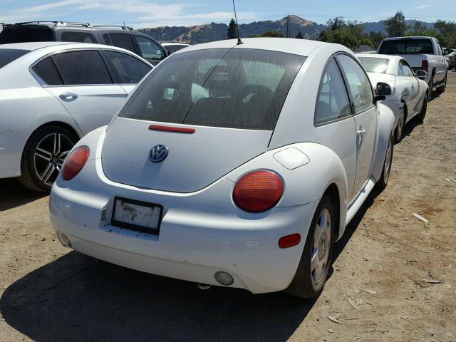3VWCC21C0XM454603 - 1999 VOLKSWAGEN NEW BEETLE 白色 照片 4