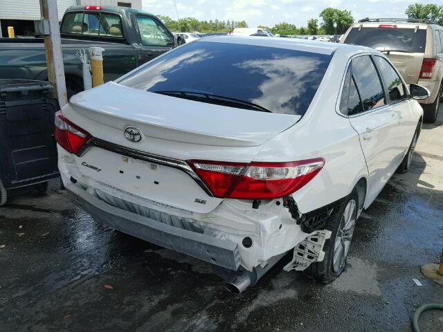 4T1BF1FK1GU117512 - 2016 TOYOTA CAMRY LE/X WHITE photo 4