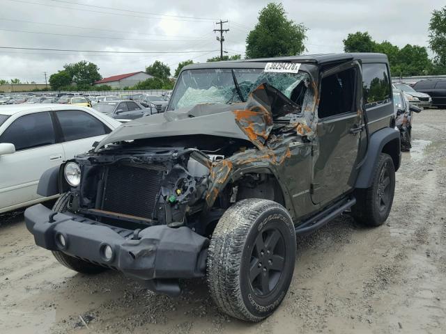 1C4AJWAG3FL644227 - 2015 JEEP WRANGLER S GREEN photo 2