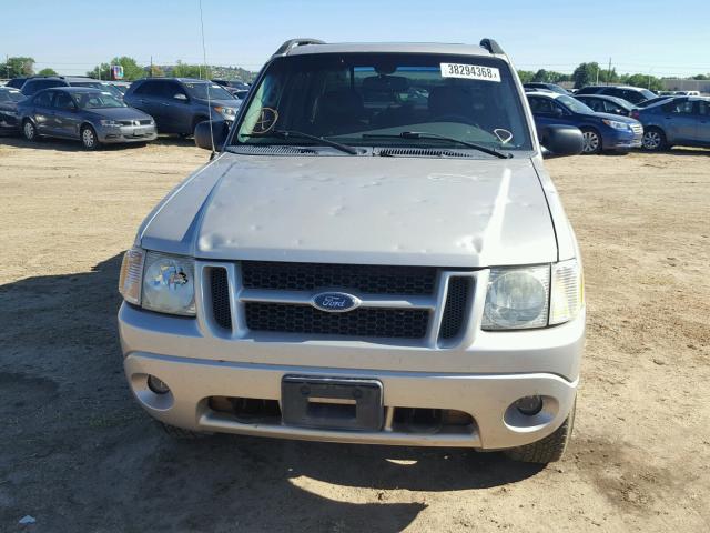 1FMDU77KX4UB89823 - 2004 FORD EXPLORER S SILVER photo 9