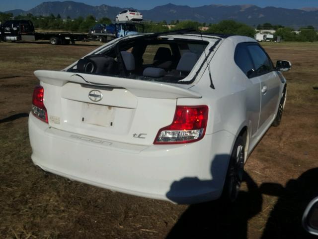 JTKJF5C70B3022650 - 2011 TOYOTA SCION TC 白色 照片 4