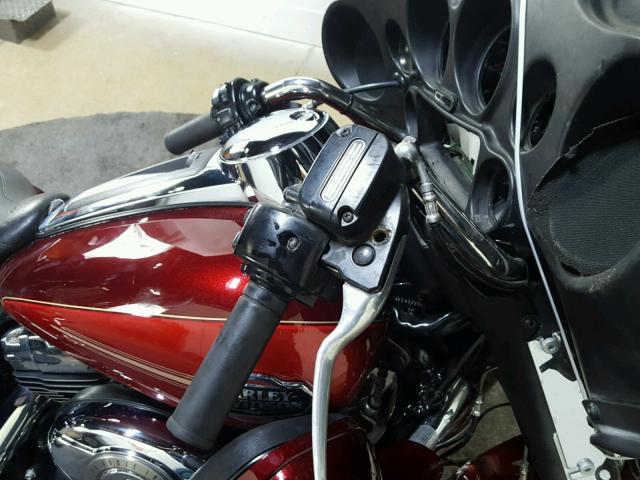 1HD1FC4118Y638003 - 2008 HARLEY-DAVIDSON FLHTCUI MAROON photo 15