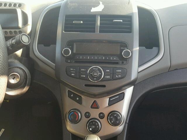 1G1JA5SH5C4146417 - 2012 CHEVROLET SONIC LS 白色 照片 9