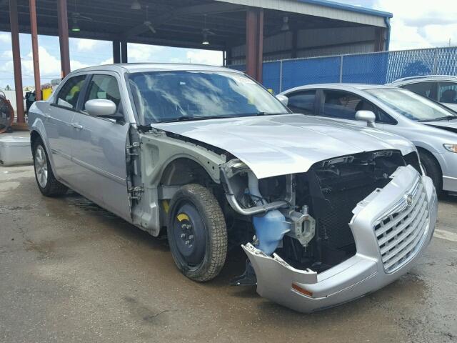 2C3KA53G77H821215 - 2007 CHRYSLER 300 TOURIN SILVER photo 1