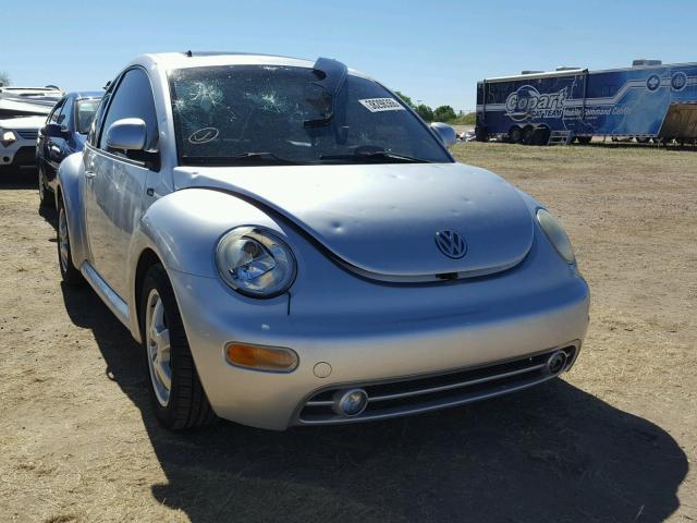 3VWCA21C9XM472149 - 1999 VOLKSWAGEN NEW BEETLE 银色 照片 1