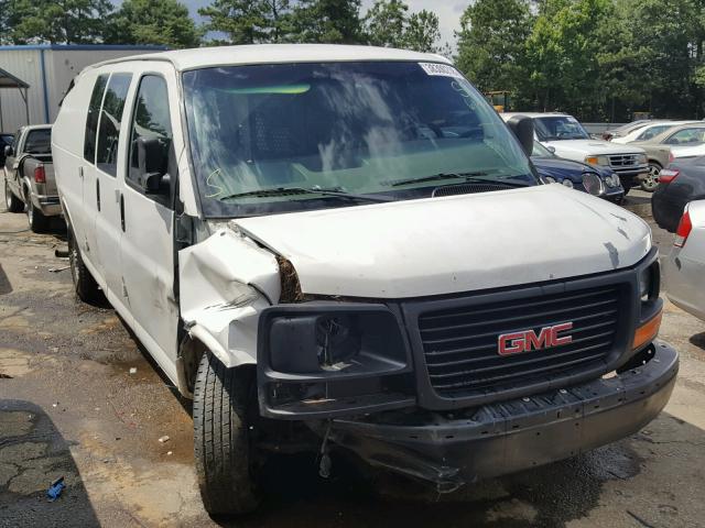 1GTHG39U731165841 - 2003 GMC SAVANA G35 WHITE photo 1