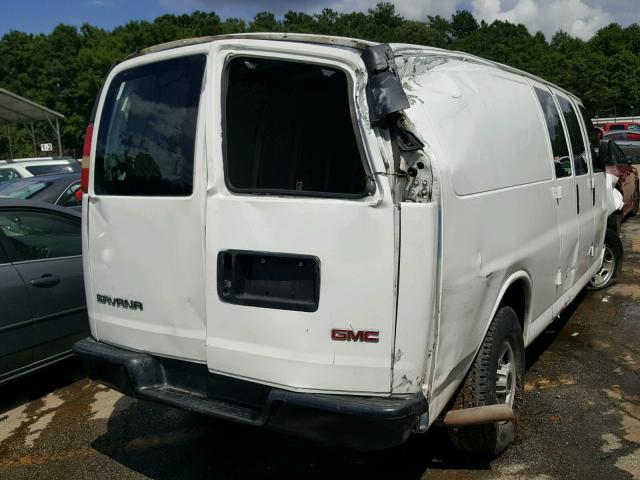 1GTHG39U731165841 - 2003 GMC SAVANA G35 WHITE photo 4