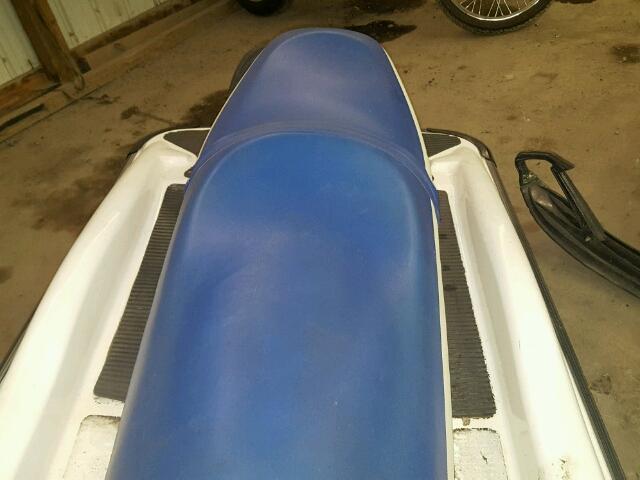 KAW51793A505 - 2005 KAWASAKI JET SKI TWO TONE photo 6