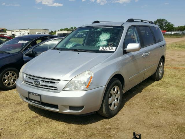 KNDMB233586264255 - 2008 KIA SEDONA EX SILVER photo 2