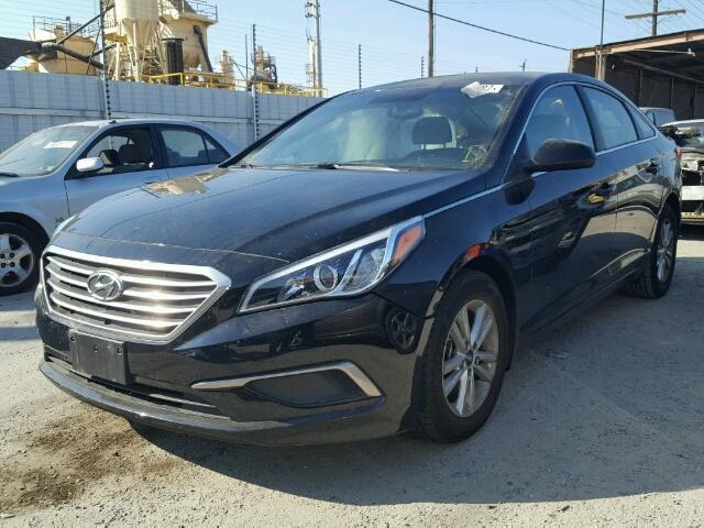 5NPE24AF6GH376824 - 2016 HYUNDAI SONATA SE BLACK photo 2