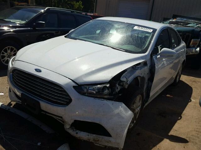 1FA6P0HD3F5113391 - 2015 FORD FUSION WHITE photo 2