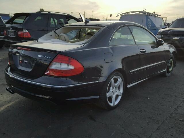 WDBTJ56H09F269046 - 2009 MERCEDES-BENZ CLK 350 BLUE photo 4