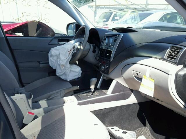 JF2SHBDC1BH767363 - 2011 SUBARU FORESTER 2 GRAY photo 5