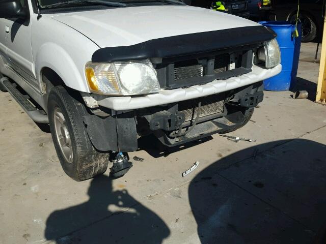 1FMZU67E43UA50960 - 2003 FORD EXPLORER S WHITE photo 9