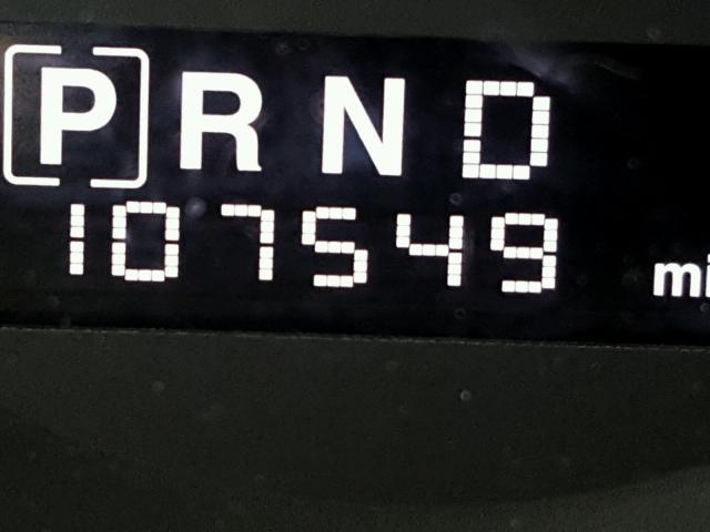 1J4RH4GK1AC137344 - 2010 JEEP COMMANDER SILVER photo 8