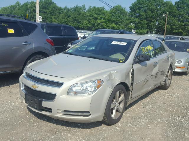 1G1ZC5E0XCF220440 - 2012 CHEVROLET MALIBU 1LT 金色 照片 2