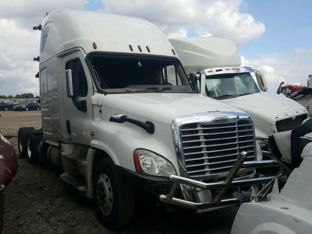 3AKJGLD56GSGJ2574 - 2016 FREIGHTLINER CASCADIA 1 WHITE photo 1