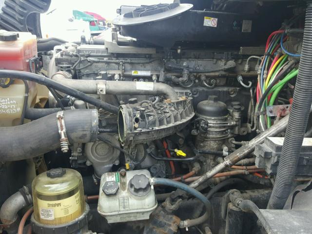 3AKJGLD56GSGJ2574 - 2016 FREIGHTLINER CASCADIA 1 WHITE photo 7