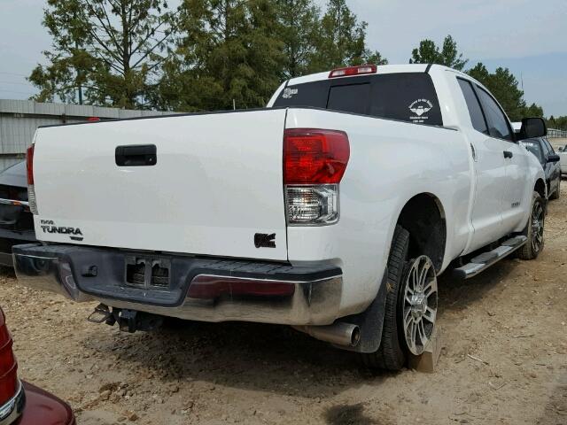 5TFRM5F16DX057227 - 2013 TOYOTA TUNDRA DOU WHITE photo 4